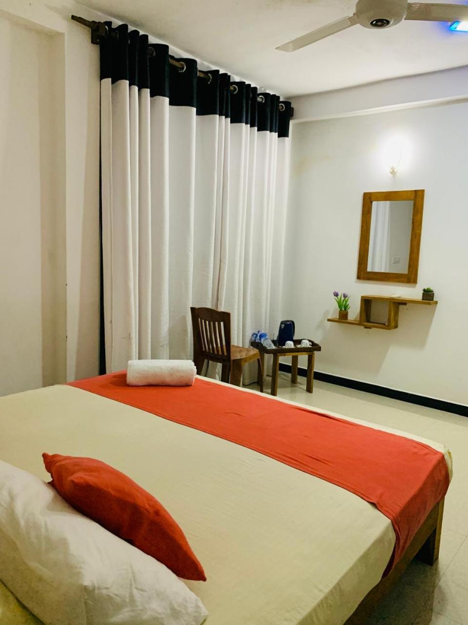 Cassia Udawalawe Hotel Szoba fotó