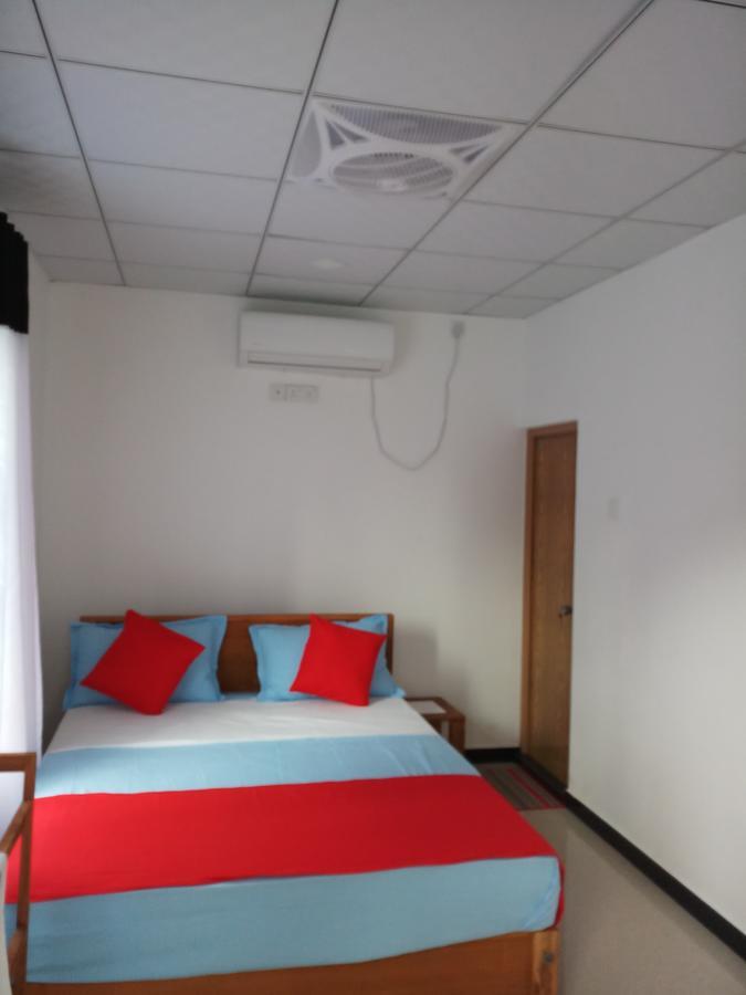 Cassia Udawalawe Hotel Kültér fotó