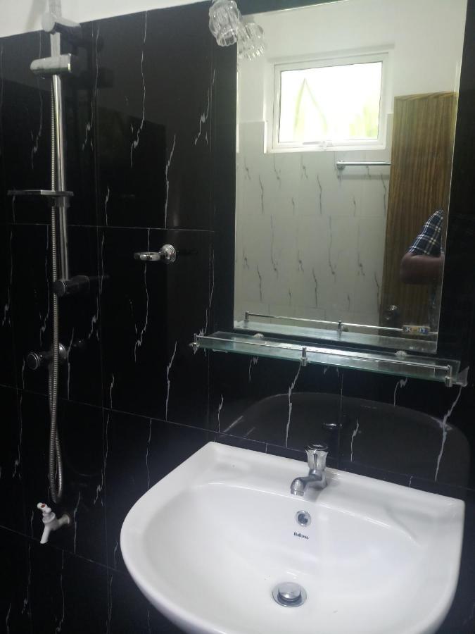 Cassia Udawalawe Hotel Kültér fotó