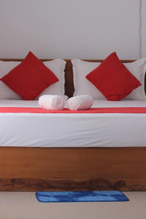 Cassia Udawalawe Hotel Kültér fotó